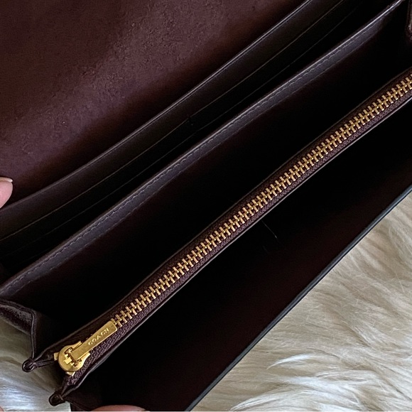 C4203 - Coach Tabby Chain Clutch in Colorblock with Snakeskin Detail - Picture 10 of 13